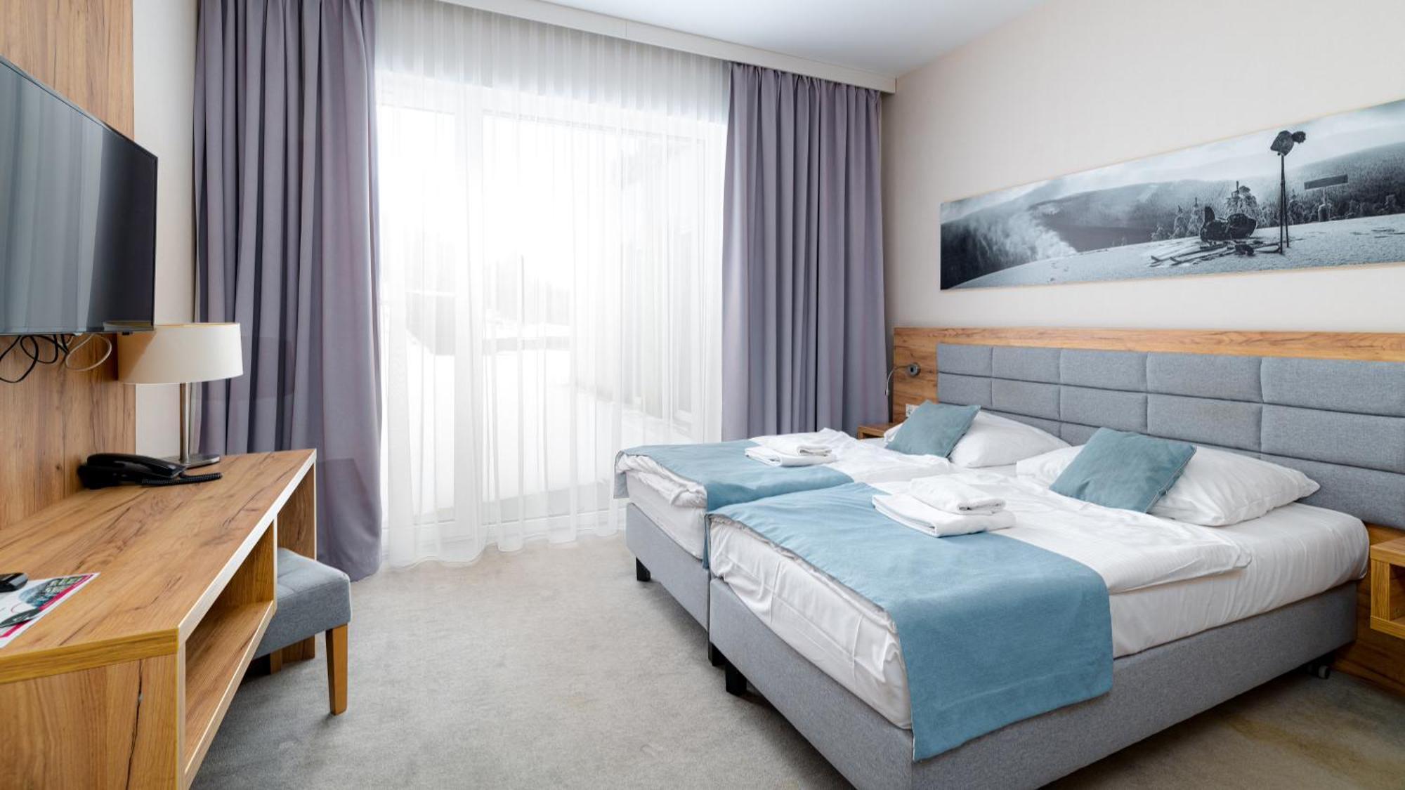Panorama - Czarna Gora Resort By Sun & Snow Z Basenem I Sniadaniem แชนนา ภายนอก รูปภาพ