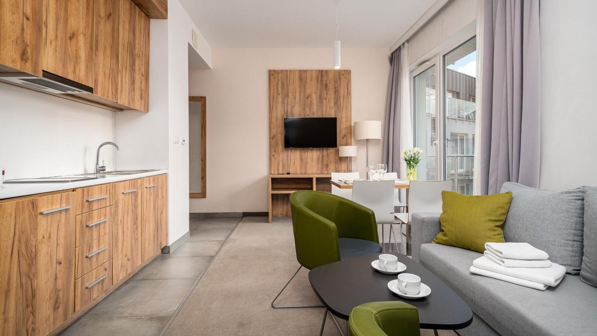 Panorama - Czarna Gora Resort By Sun & Snow Z Basenem I Sniadaniem แชนนา ภายนอก รูปภาพ